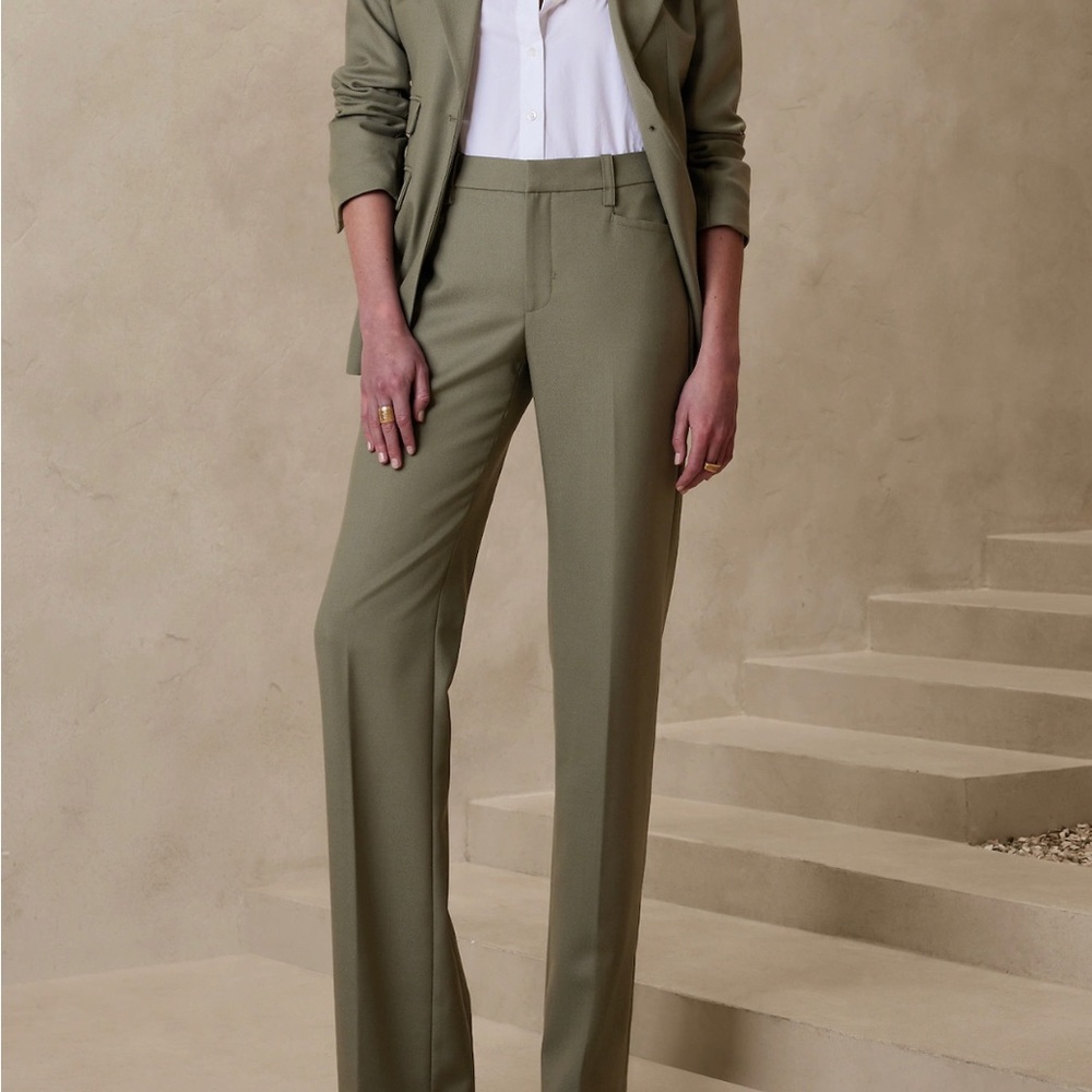 Banana Republic Straight Trouser Pants Dark Green Women’s Size 2 Midrise